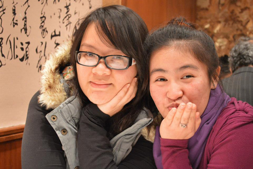 Du học sinh Anh, Mỹ có nhiều bộ sách giáo khoa