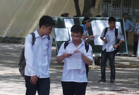 Tăng tiết đối phó kỳ thi ‘hai chung’